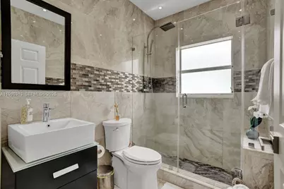 11008 NW 73rd St, Doral, FL 33178 - Photo 54