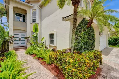 11008 NW 73rd St, Doral, FL 33178 - Photo 2
