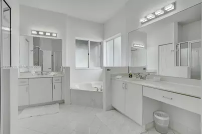11008 NW 73rd St, Doral, FL 33178 - Photo 44