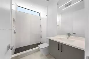 2500 Middle River Dr, Fort Lauderdale, FL 33305 - Photo 48