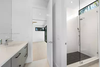 2500 Middle River Dr, Fort Lauderdale, FL 33305 - Photo 44