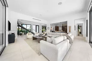 2500 Middle River Dr, Fort Lauderdale, FL 33305 - Photo 10