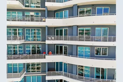 60 SW 13th St #4414, Miami, FL 33130 - Photo 4