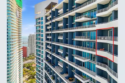 60 SW 13th St #4414, Miami, FL 33130 - Photo 2