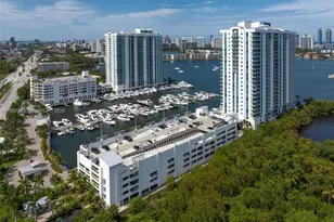 17111 Biscayne Blvd, North Miami Beach, FL 33160 - Photo 44