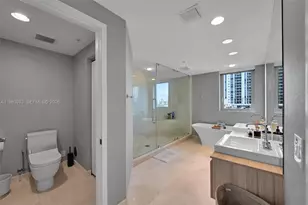 17111 Biscayne Blvd, North Miami Beach, FL 33160 - Photo 16