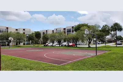 9441 SW 4th St #302, Miami, FL 33174 - Photo 20
