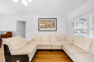 172 Bentley Dr, Miami Springs, FL 33166 - Photo 6