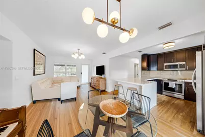 172 Bentley Dr, Miami Springs, FL 33166 - Photo 14