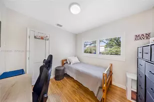 172 Bentley Dr, Miami Springs, FL 33166 - Photo 20