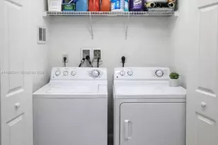 8899 NW 107 Ct, Doral, FL 33178 - Photo 8