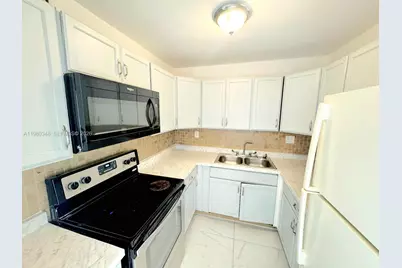 1805 W 56th St #202, Hialeah, FL 33012 - Photo 4