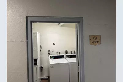 1805 W 56th St #202, Hialeah, FL 33012 - Photo 16