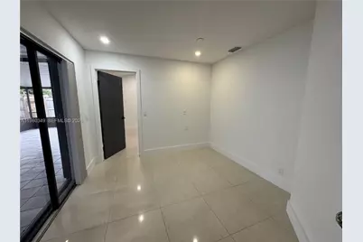 17340 NW 63rd Ave, Hialeah, FL 33015 - Photo 28