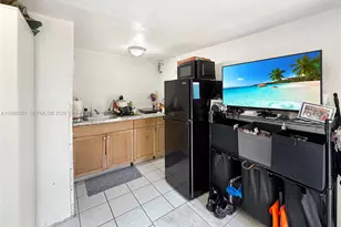 5220 SW 57th St, Davie, FL 33314 - Photo 22