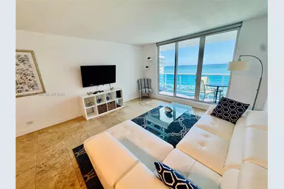 2301 Collins Ave #1525, Miami Beach, FL 33139 - Photo 4