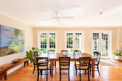 1036 S Greenway Dr, Coral Gables, FL 33134 - Photo 12