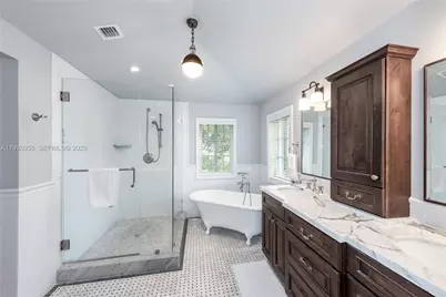 1036 S Greenway Dr, Coral Gables, FL 33134 - Photo 28