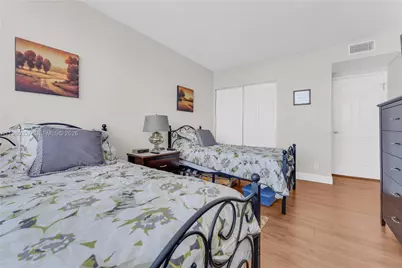 3800 Hillcrest Dr #511, Hollywood, FL 33021 - Photo 28