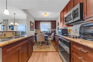 3800 Hillcrest Dr, Hollywood, FL 33021 - Photo 2