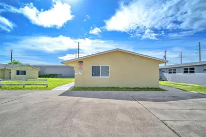 367 Phippen Waiters Rd #1, Dania Beach, FL 33004 - Photo 20