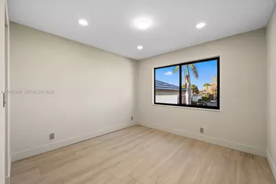 10790 Haydn Dr, Boca Raton, FL 33498 - Photo 32