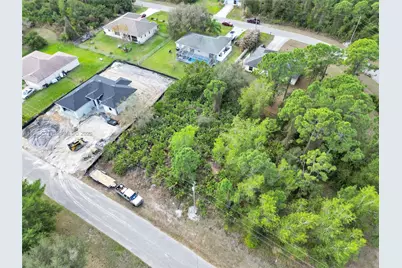 638 Dauphine Ave S, Lehigh Acres, FL 33974 - Photo 2