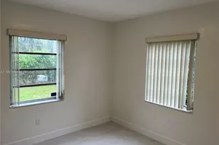 6261 NW 40th St, Virginia Gardens, FL 33166 - Photo 16