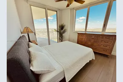 1745 E Hallandale Beach Blvd #2302W, Hallandale Beach, FL 33009 - Photo 8