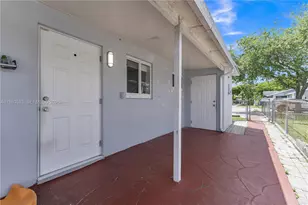 5271 NW 5th St, Miami, FL 33126 - Photo 14