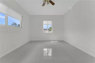 5271 NW 5th St, Miami, FL 33126 - Photo 8