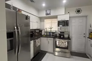 5271 NW 5th St, Miami, FL 33126 - Photo 2