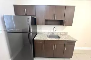 685 NE 85th St, Miami, FL 33138 - Photo 2