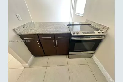 685 NE 85th St #8, Miami, FL 33138 - Photo 1