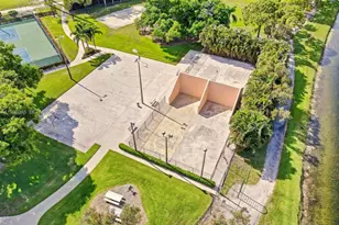 237 Charter Way, West Palm Beach, FL 33407 - Photo 14