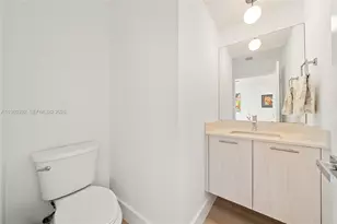 4648 NW 83rd Ave, Doral, FL 33166 - Photo 14