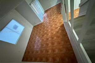 6235 Kendale Lakes Circle, Miami, FL 33183 - Photo 12