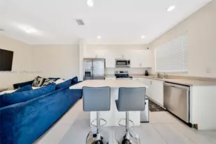 2699 SE 19th St, Homestead, FL 33035 - Photo 12