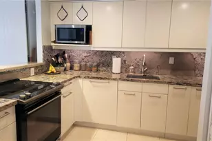 1901 Brickell Ave, Miami, FL 33129 - Photo 14