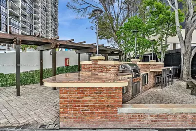 1901 Brickell Ave #B1407, Miami, FL 33129 - Photo 34