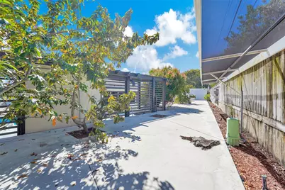 10715 SW 168th Ter, Miami, FL 33157 - Photo 50