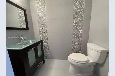 60 SW 13th St #3606, Miami, FL 33130 - Photo 6