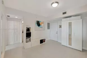 275 NE 18th St, Miami, FL 33132 - Photo 4