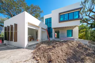 820 NE 111th St, Biscayne Park, FL 33161 - Photo 18