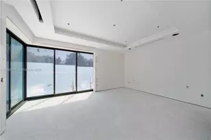 820 NE 111th St, Biscayne Park, FL 33161 - Photo 30