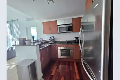 300 S Biscayne Blvd #2311, Miami, FL 33131 - Photo 4