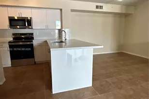 11177 SW 8th St, Pembroke Pines, FL 33025 - Photo 14