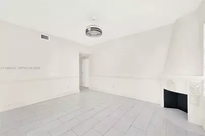 610 8th St #102, Miami Beach, FL 33139 - Photo 6