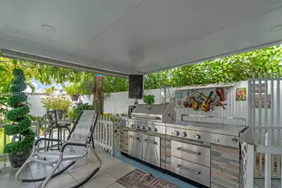 1210 N 71st Ave, Hollywood, FL 33024 - Photo 22