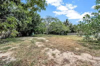 2415 Pierce St #-, Hollywood, FL 33020 - Photo 26